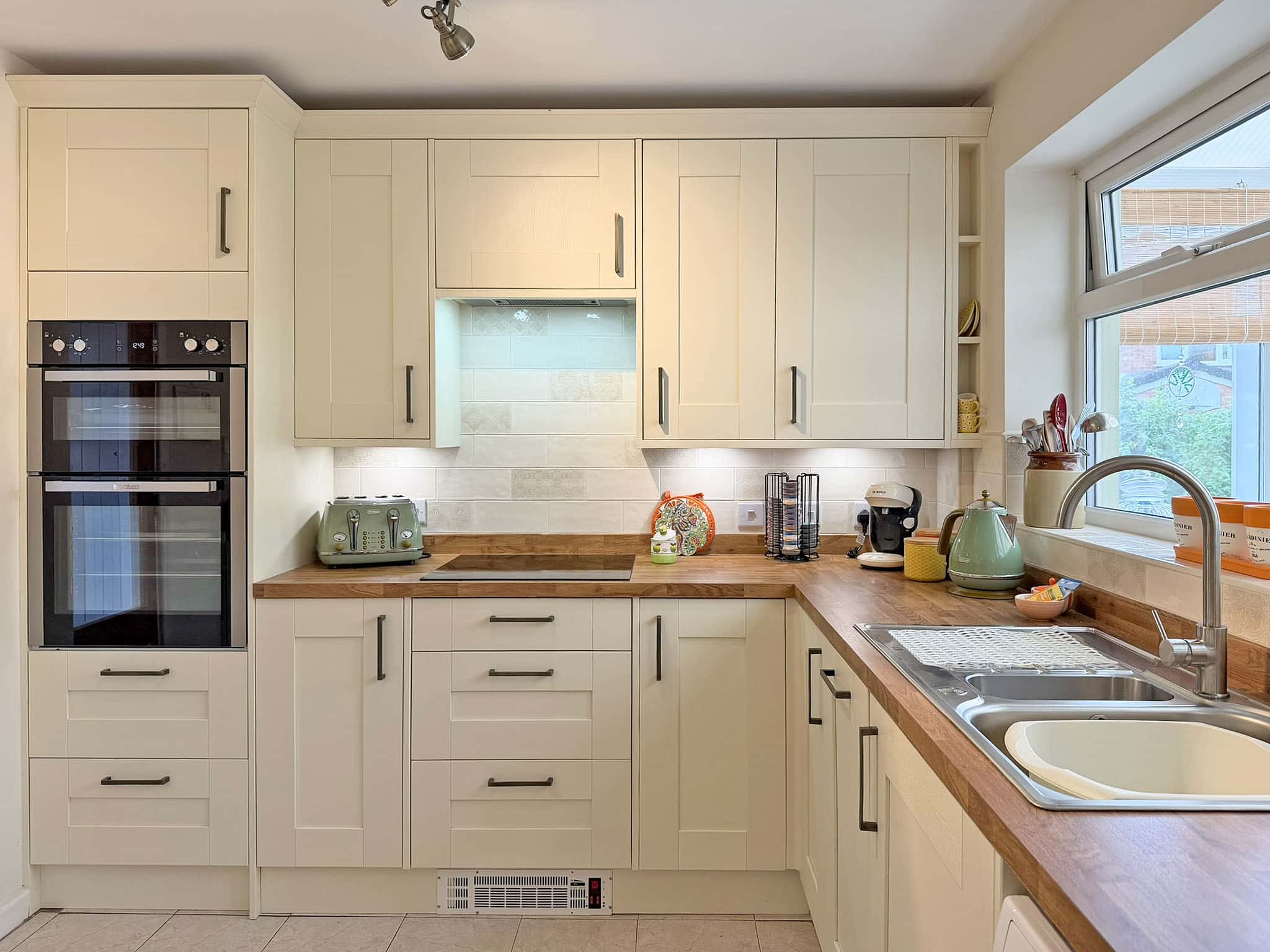 Glaisdale Gardens, Wolverhampton, WV6