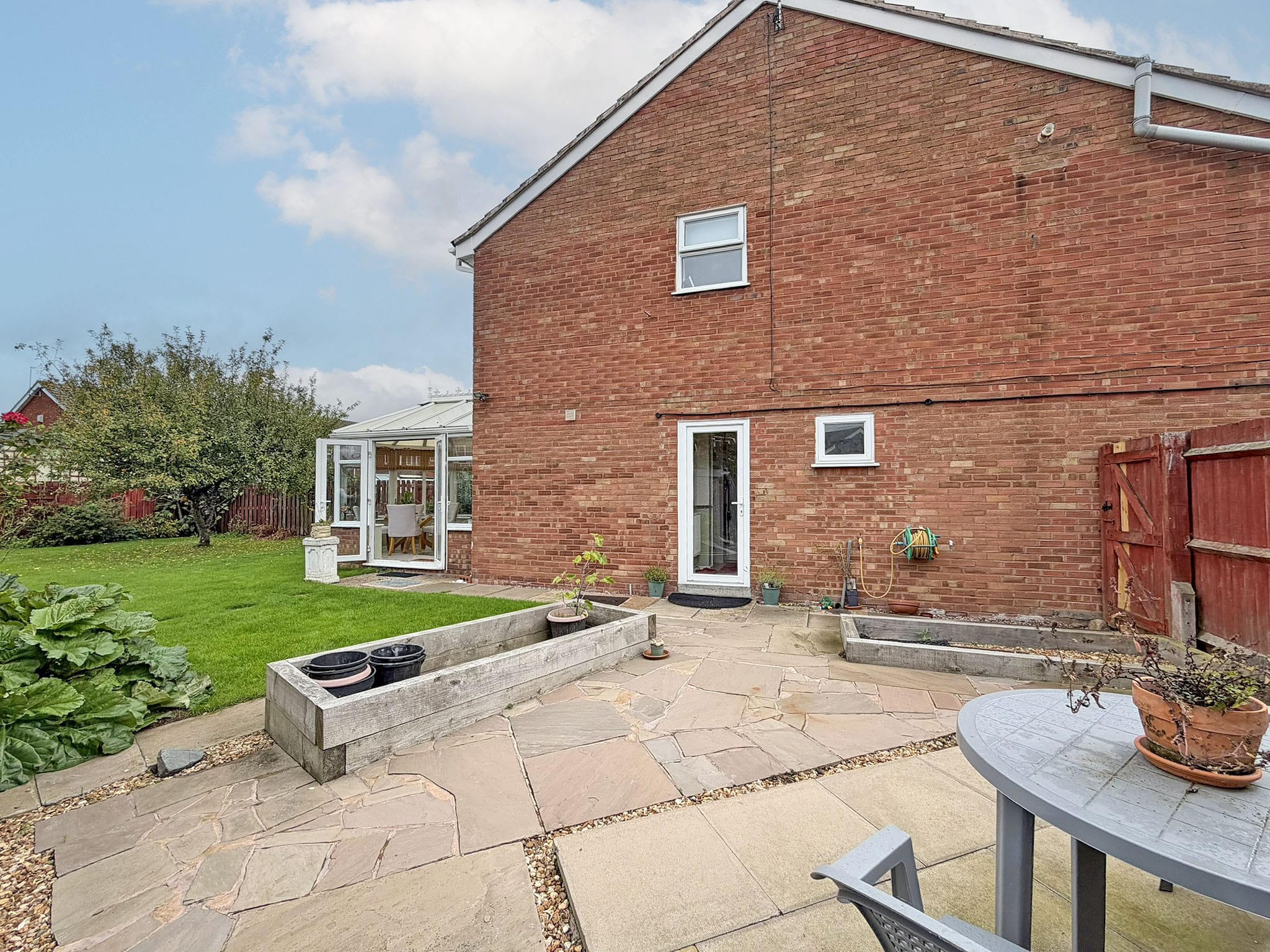 Glaisdale Gardens, Wolverhampton, WV6