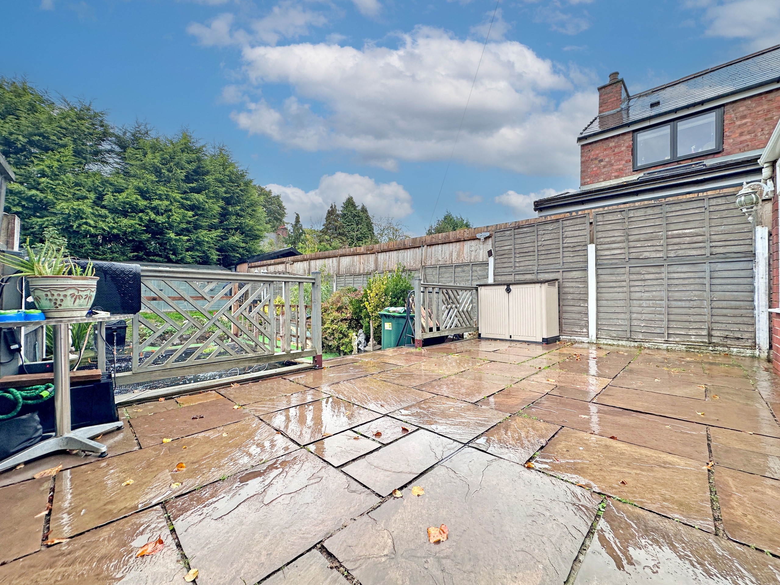 Castle Road, Tipton, DY4