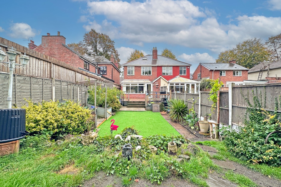 Castle Road, Tipton, DY4