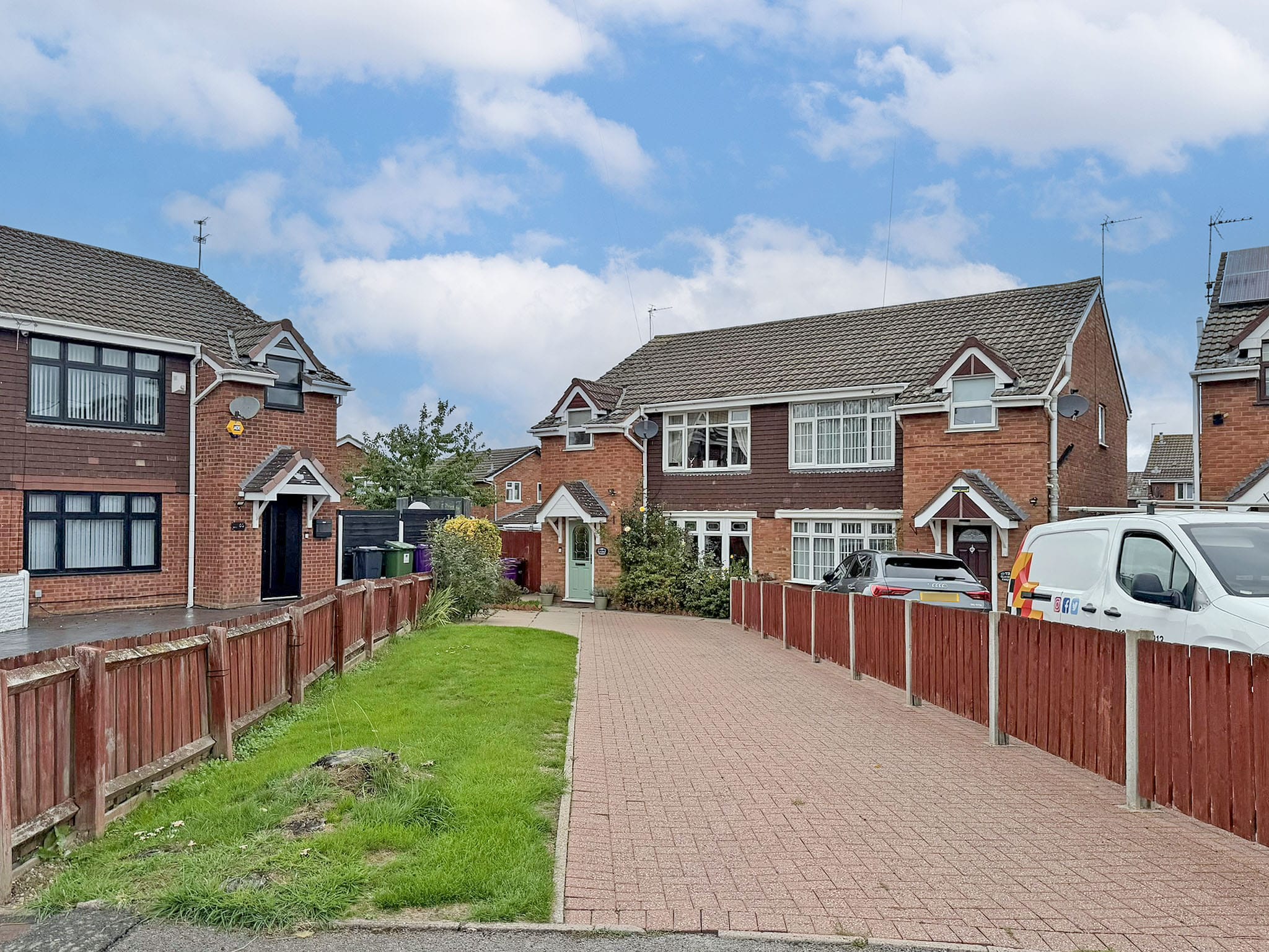 Glaisdale Gardens, Wolverhampton, WV6