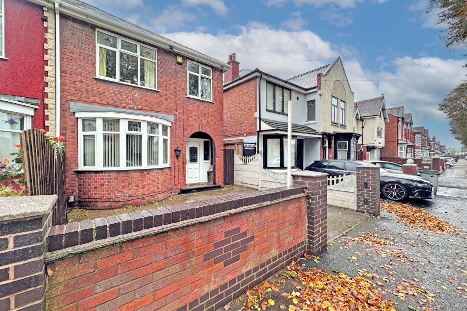 Castle Road, Tipton, DY4