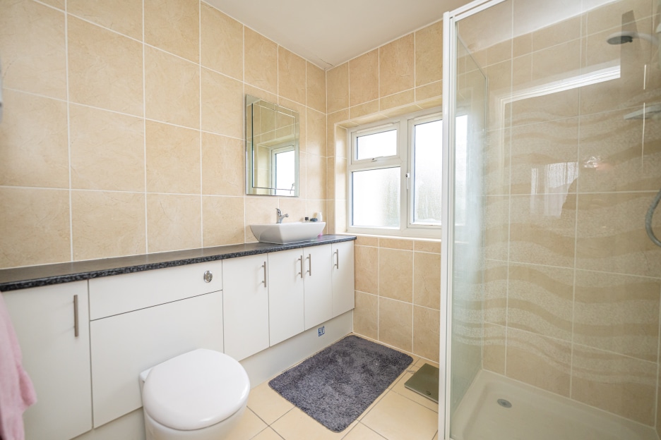 Castlecroft Road, Castlecroft, WV3