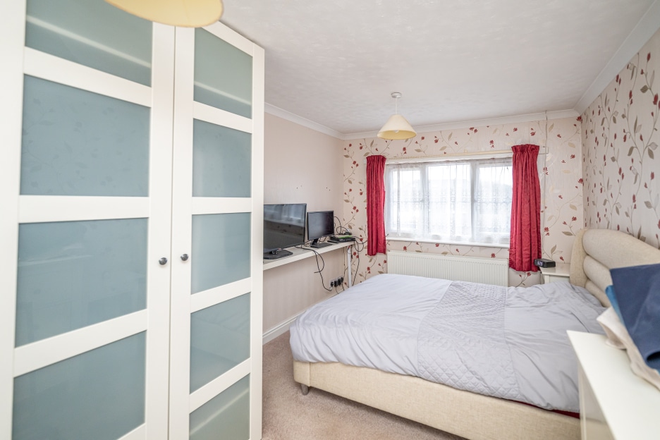 Castlecroft Road, Castlecroft, WV3