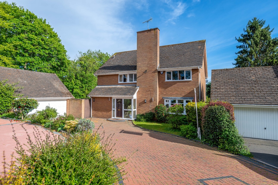 Mayswood Drive, Wightwick, WV6