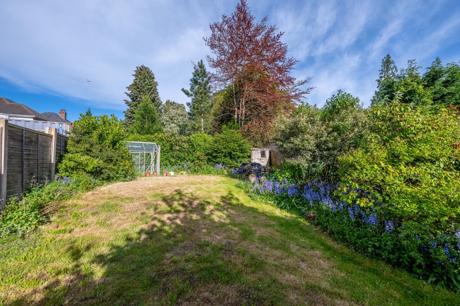 Westland Road, Compton, WV3