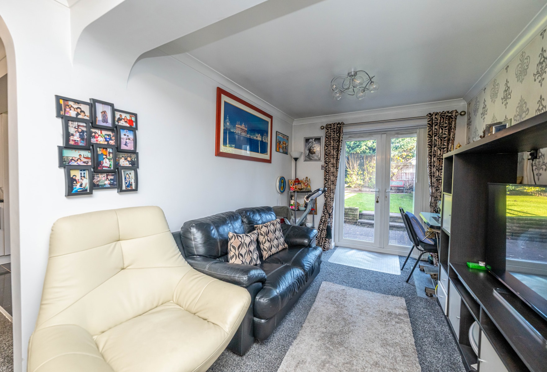 Ross Close, Wolverhampton, WV3