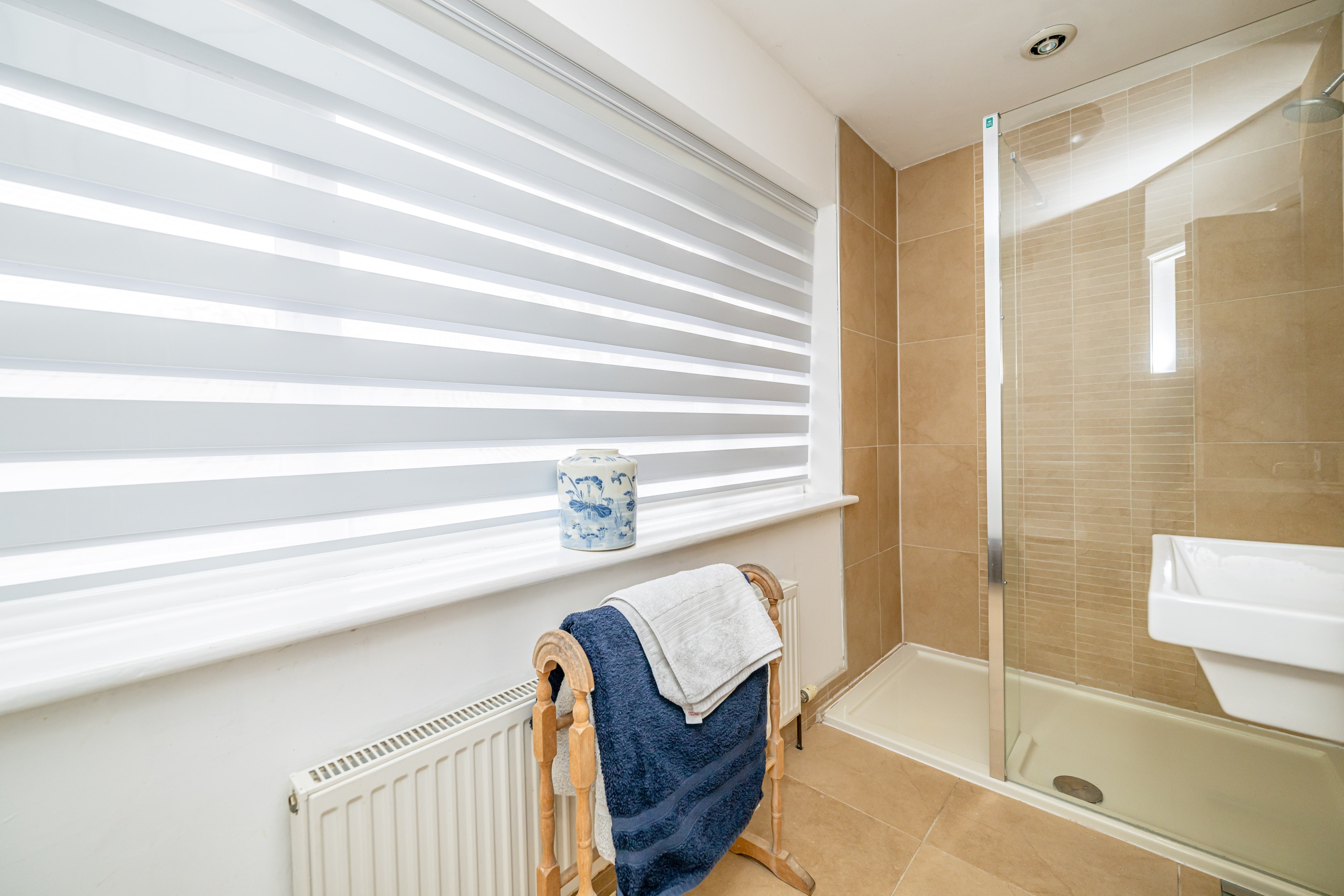 Wergs Road, Wolverhampton, WV6