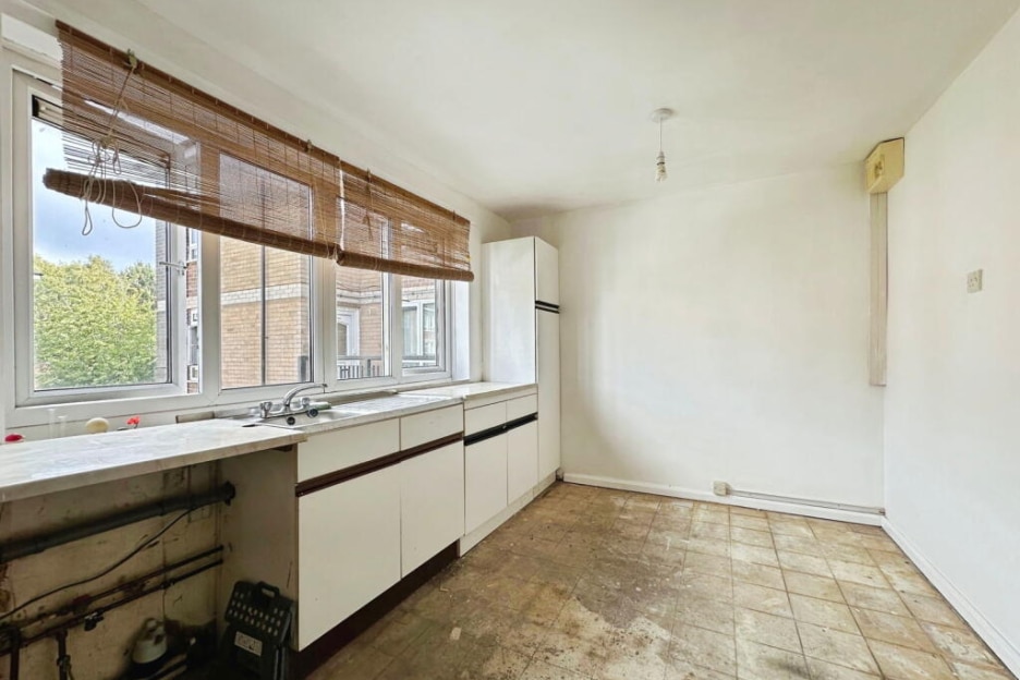 Aldersley Road, Wolverhampton, WV6