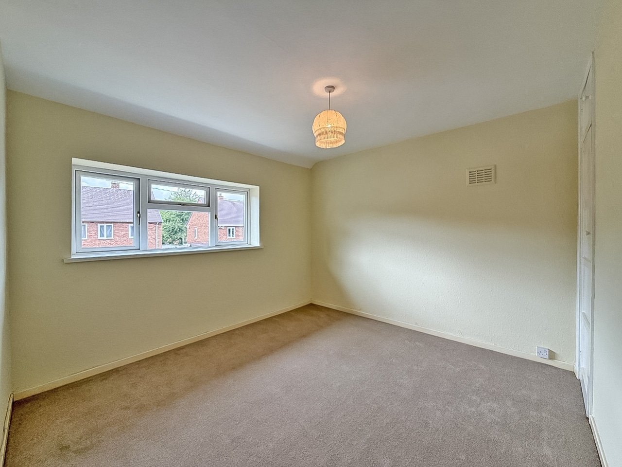 Elmdon Road, Wolverhampton, WV10