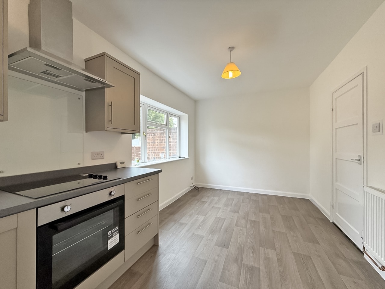 Elmdon Road, Wolverhampton, WV10